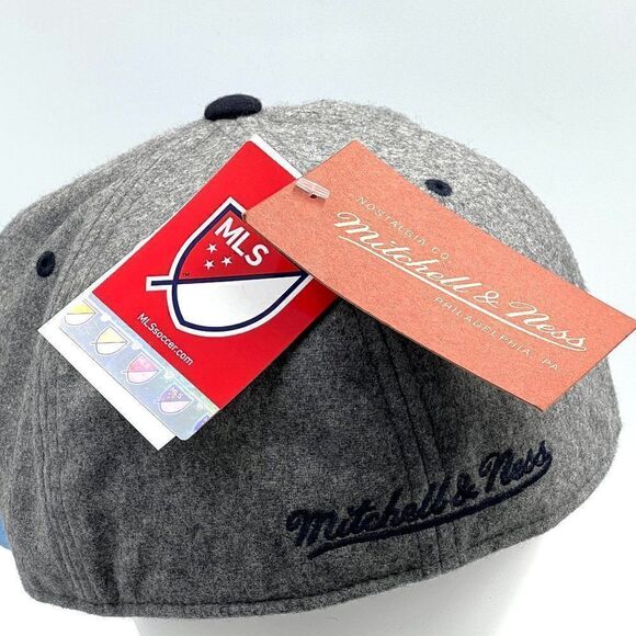 MITCHELL & NESS NYC MLS Hat - NWT - Picture 9 of 9